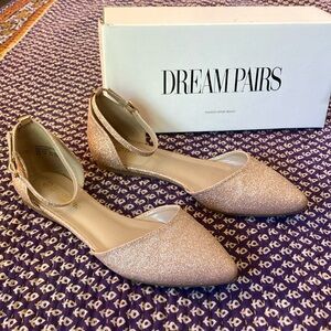 Dream Pairs Rose Gold Flat Pointed Shoe Size 8.5